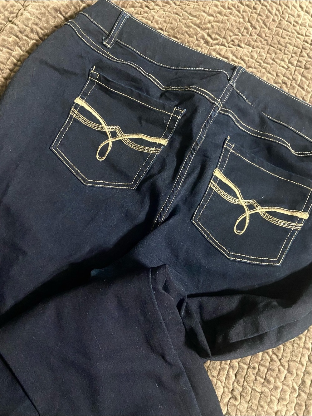 New 18 18w Women’s Dark Stretch Jeans with Contrast Stitching